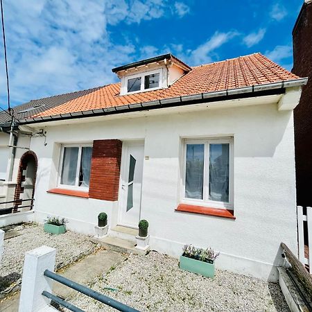 Jolie Maison A 2 Pas De La Foret Du Touquet Cucq Exterior photo
